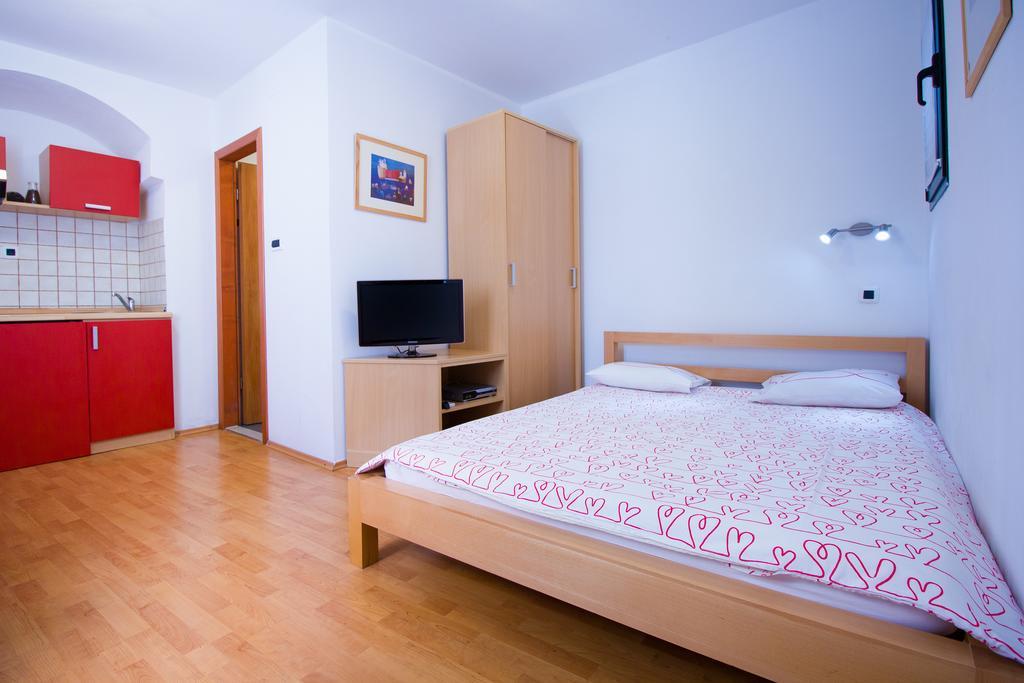 Apartments Baska Apartment Baska (Krk)