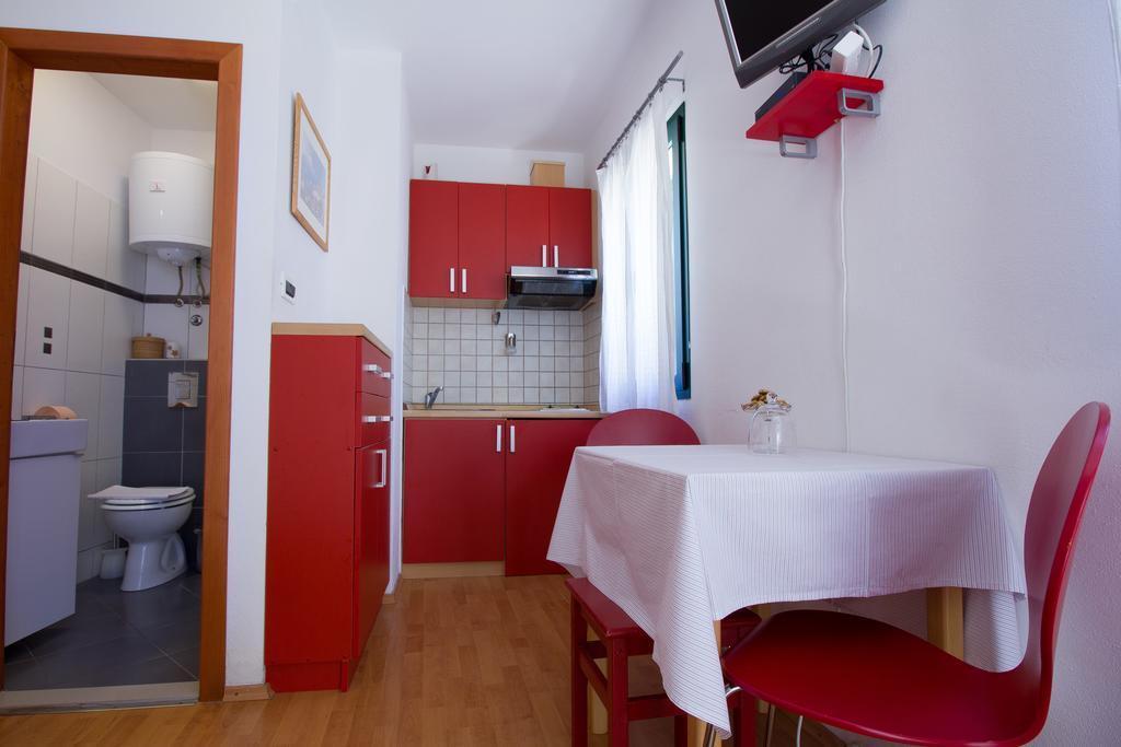 Apartments Baska